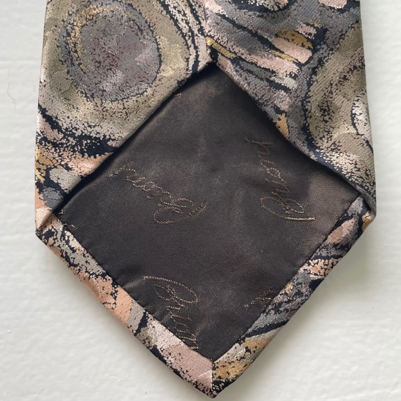 BRIONI Italian Silk Tie Abstract Neutral Colors Grey Taupe